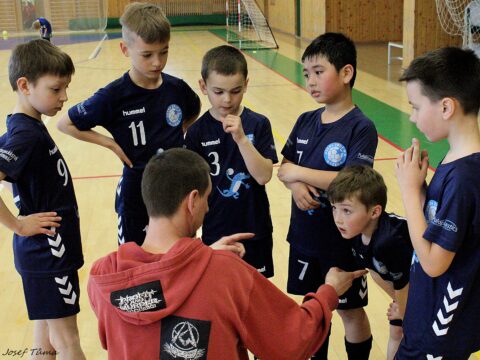 Třetí jarní mistrovský turnaj přípravek v Úvalech za účasti devíti týmů